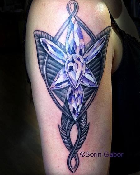 Sorin Gabor - realistic color Evenstar necklace from LOTR tattoo